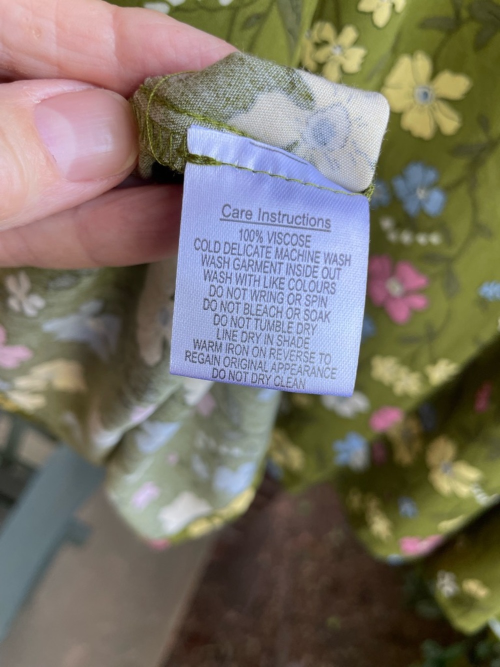 Green Floral Short Sleeve Shirt Dress by Princess Highway. - Picture 4 of 11